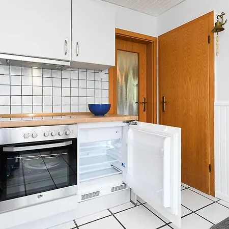 Holiday home Drei Hasen Am Deich Bensersiel